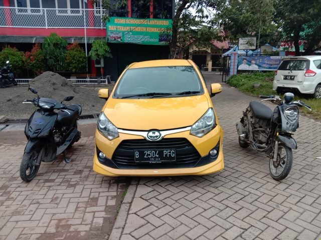 Berlagak Test Drive, 2 Pria Curi Mobil Showrom di Karawaci Tangerang
