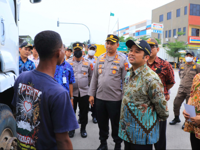 Ratusan Truk Langgar Jam Operasional di Kota Tangerang Ditindak