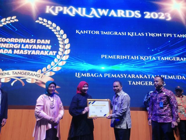 Kota Tangerang Sabet Penghargaan Koordinasi dan Sinergi Layanan Terbaik dari KPKNL Awards 2023