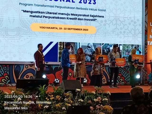Bangga! Perpustakaan Kota Tangerang Raih Anugerah Penghargaan Layanan Terbaik Nasional 2023